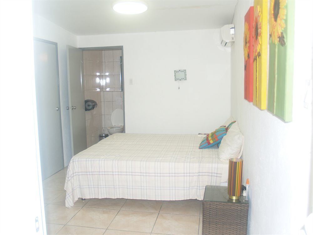 Hotel Barbarossa Karlsruhe Stadtmitte Εξωτερικό φωτογραφία