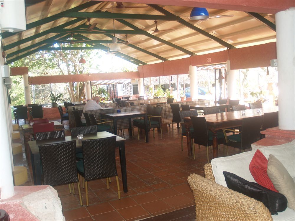 Hotel Barbarossa Karlsruhe Stadtmitte Εξωτερικό φωτογραφία