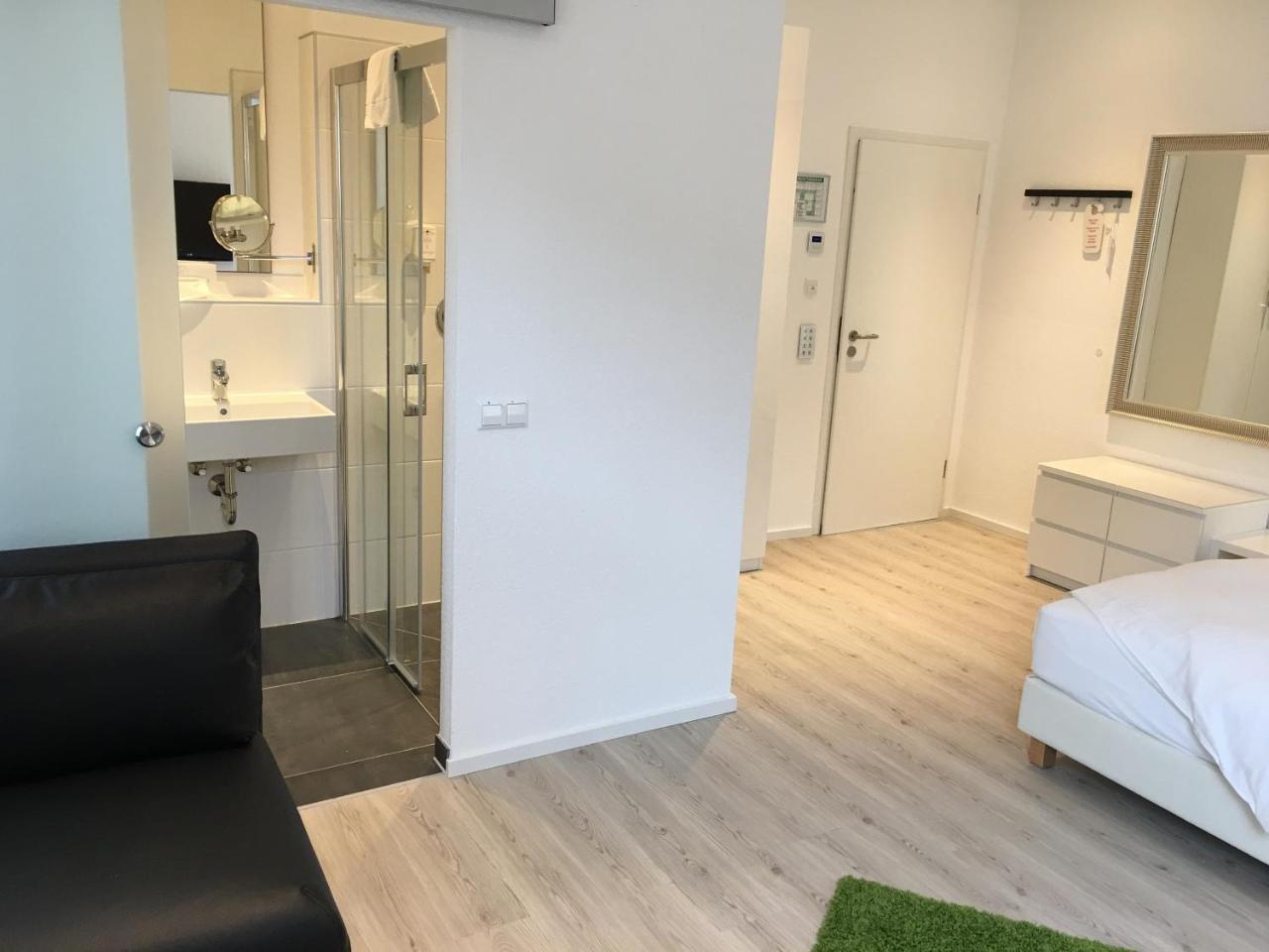 Hotel Barbarossa Karlsruhe Stadtmitte Εξωτερικό φωτογραφία
